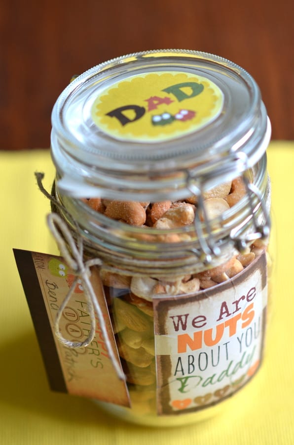 Father’s Day Gift { Nuts jar with Printable Labels}