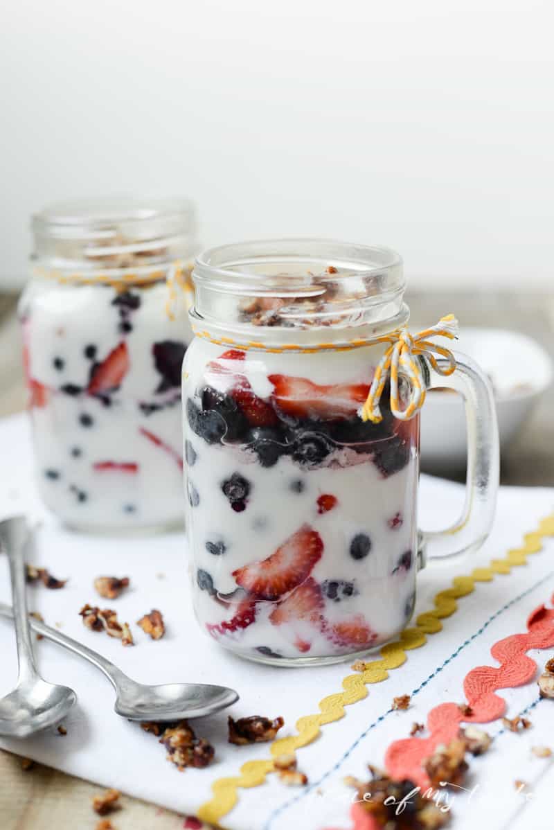Very Berry Vanilla  Parfait with Toasted Pecans- www.placeofmytaste.com #TakeBackVanilla #CGC