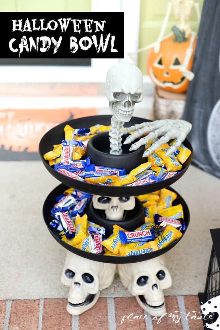 HALLOWEEN CANDY BOWL and DECORATIONS