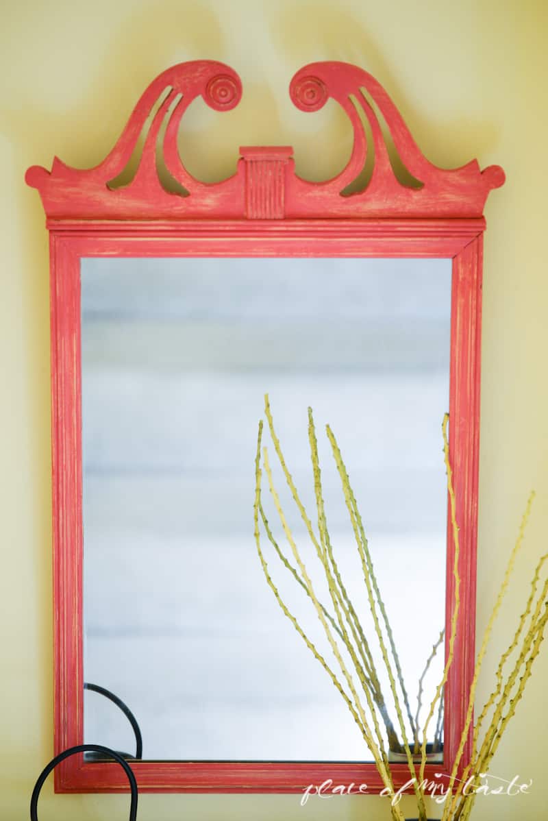Mirror Makeover with Vintage Decor Paint - www.placeofmytaste.com #marthastewartcrafts #plaidcrafts #marthastewart