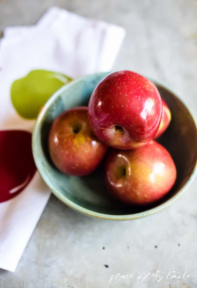 Recipe - These Baked Apples are delicious. Get the recipe here :  https://www.the36thavenue.com/baked-apple-recipe/