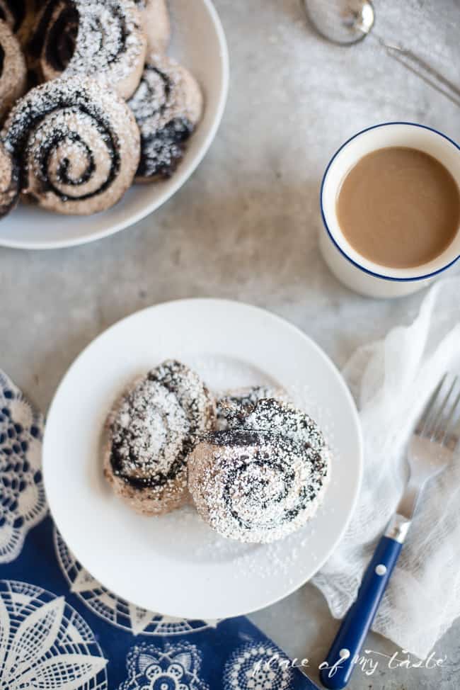 Whole Wheat Cocoa Rolls - This recipe tastes delicious! It's perfect for breakfast, dessert, snack or for anytime when you are craving a treat. You can make it with whole flour or regular kind! Super yummy!