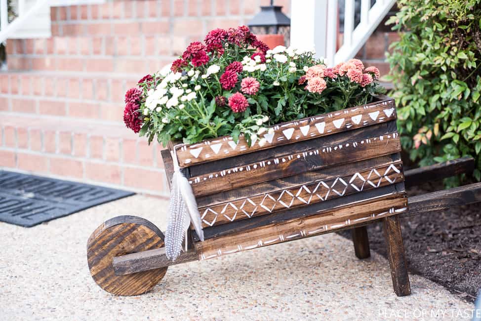 DIY BOHEMIAN WHEELBARROW - Place Of My Taste