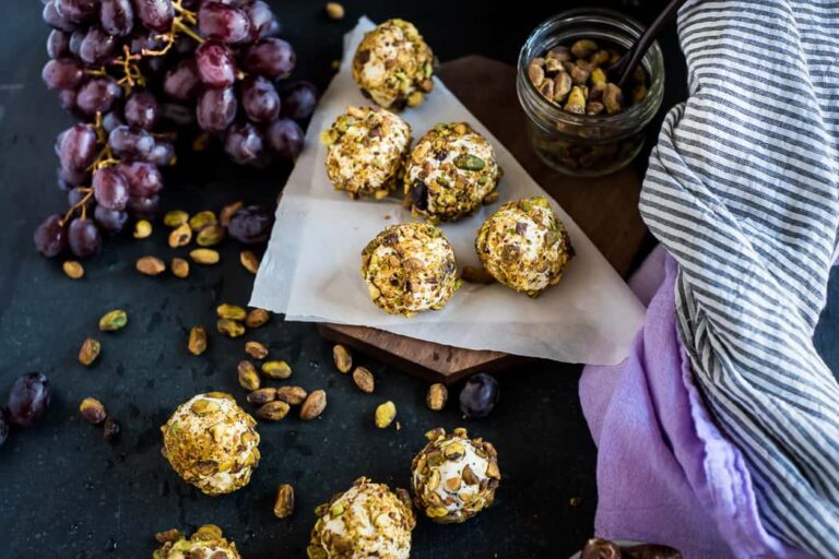 DATES, GRAPES AND CREAM CHEESE BALLS SNACK