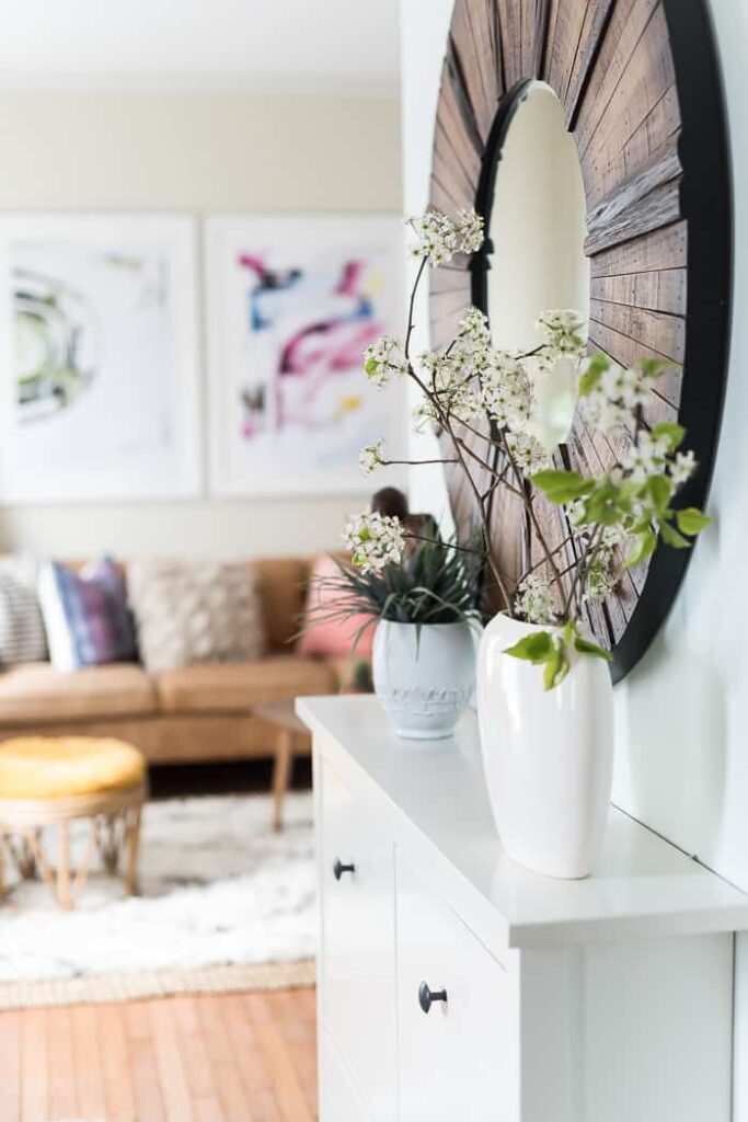 Tour: Seasonal Simplicity Home Tour for Spring time of 2017.