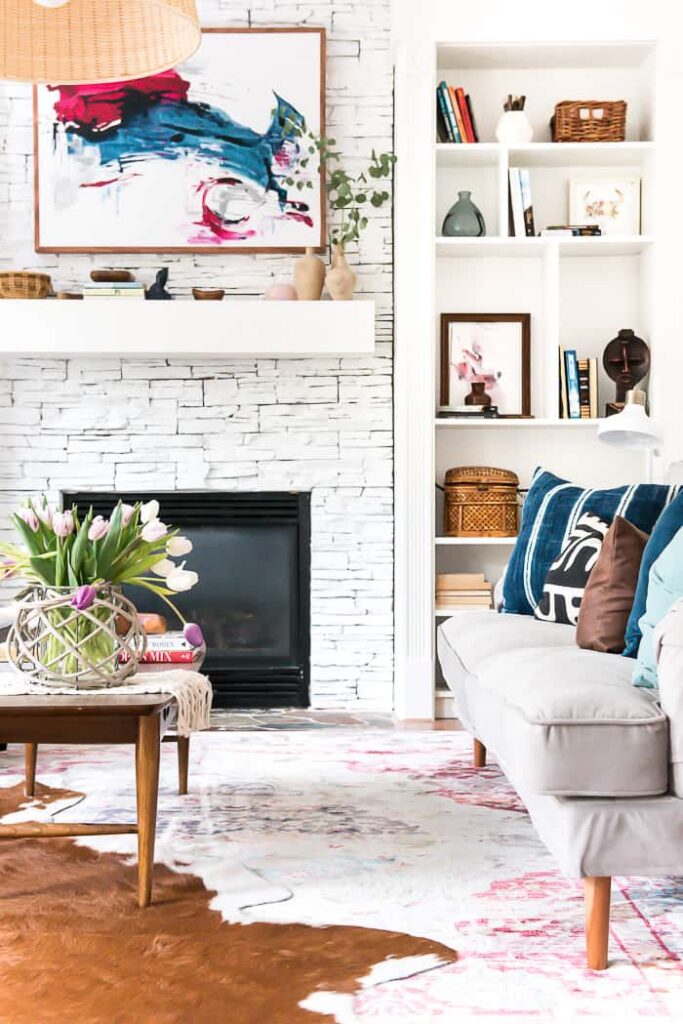 Tour: Seasonal Simplicity Home Tour for Spring time of 2017.