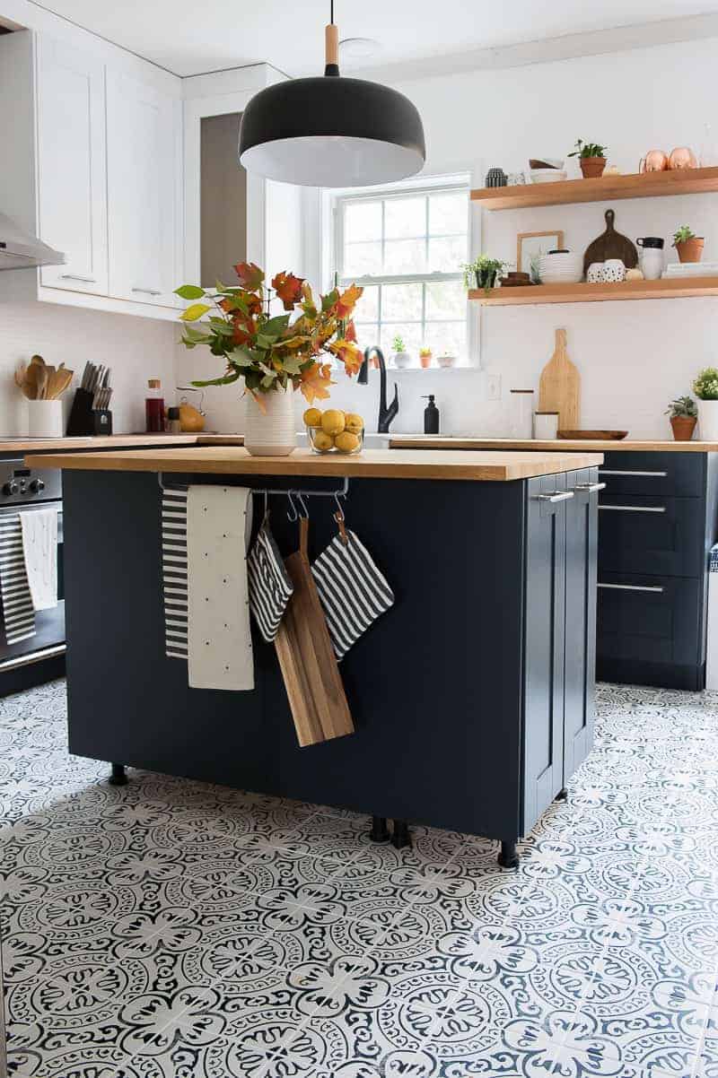 From white laminate kitchen to a green and white two-toned kitchen -  Cuckoo4Design