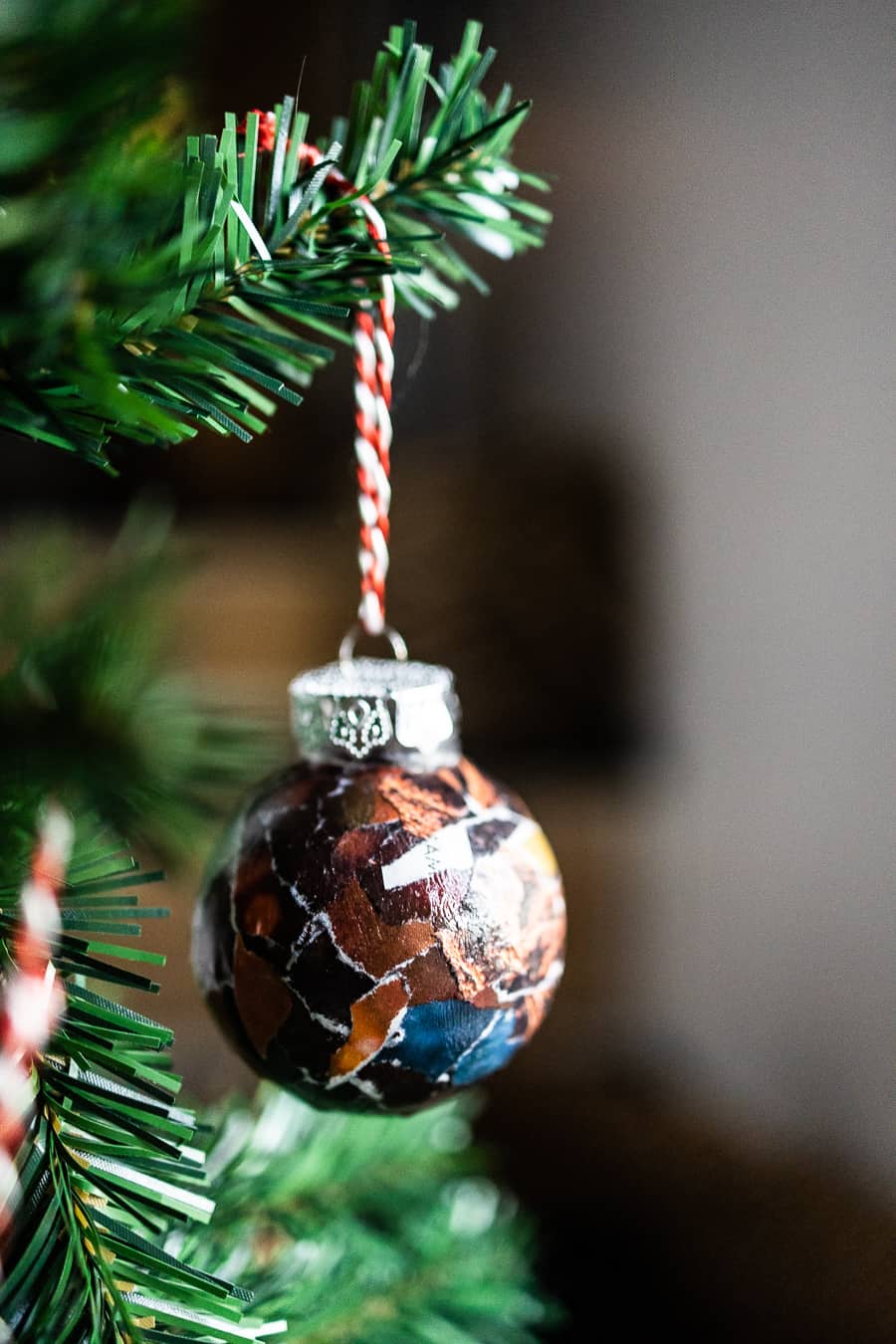 5 Ways to Mod Podge Christmas Ornaments