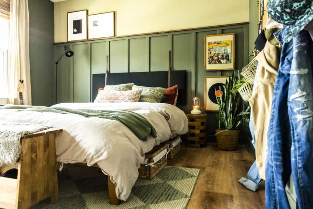 Unique green teenage boy bedroom